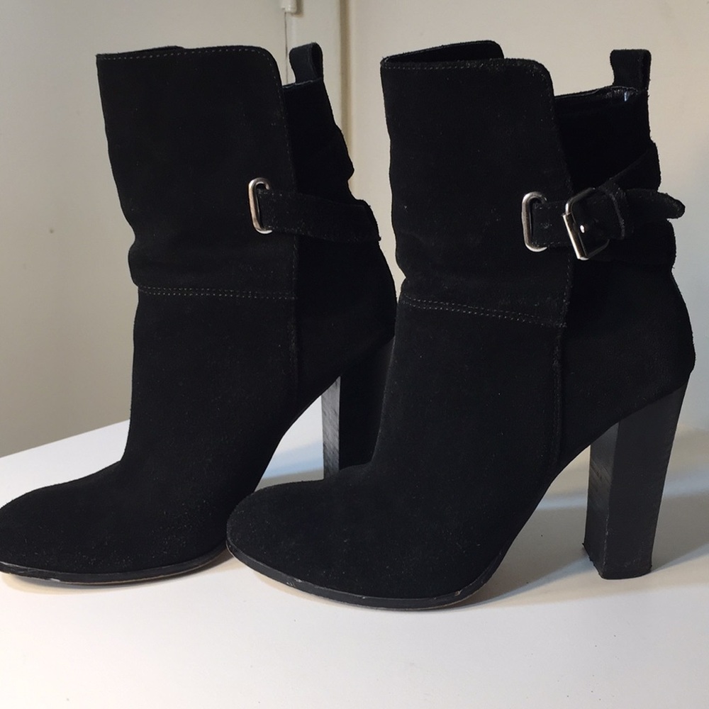 Dolce Vita suede boots strap sturdy thick heel